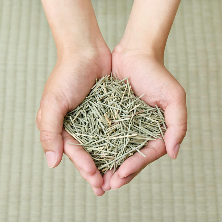 村上さんの国産い草 消臭パック 消臭剤 4個セット 熊本県産い草 – 萩原